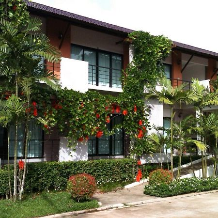 Wassana Sitdharma Guesthouse Trang Exteriér fotografie