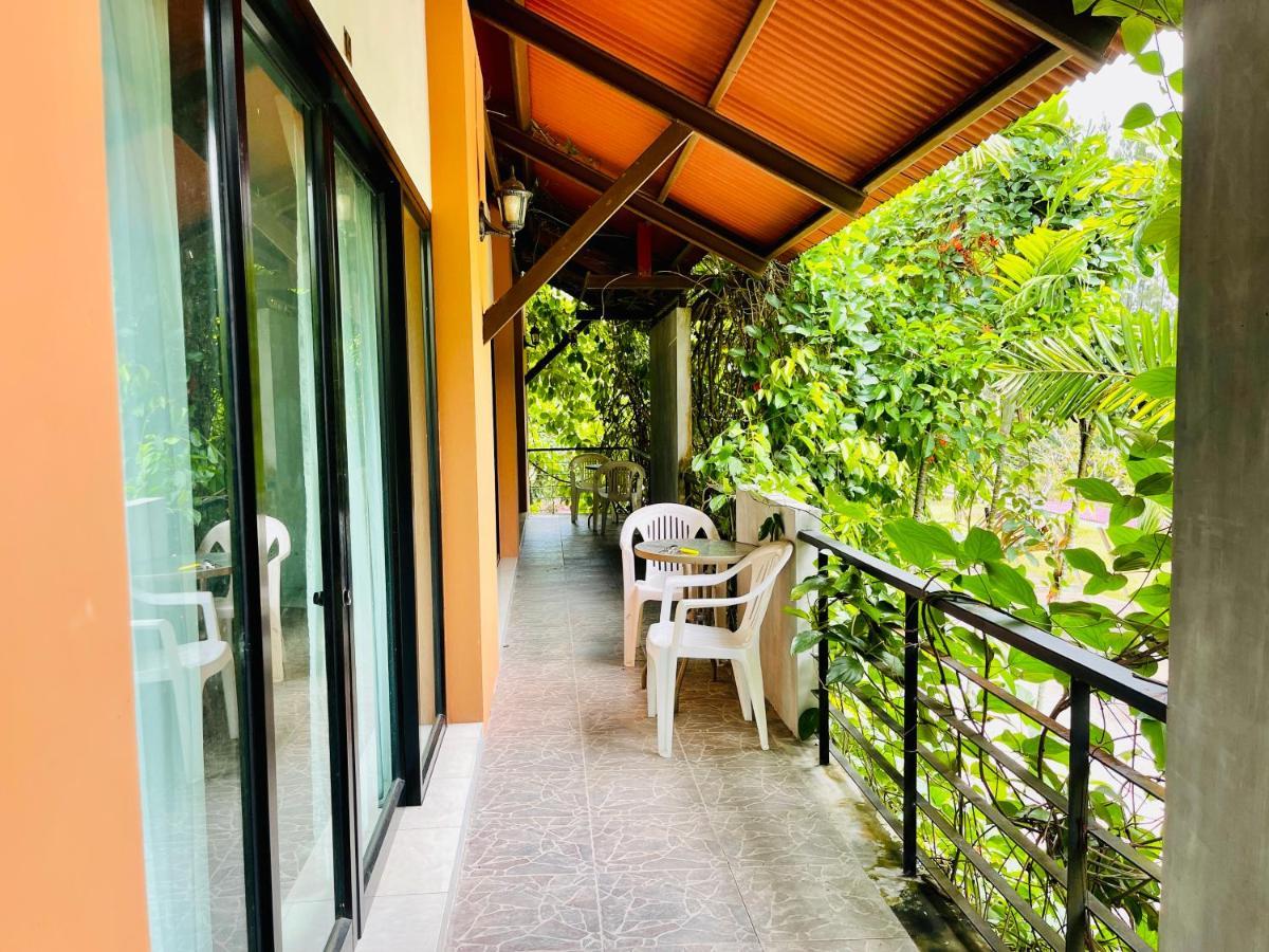 Wassana Sitdharma Guesthouse Trang Exteriér fotografie