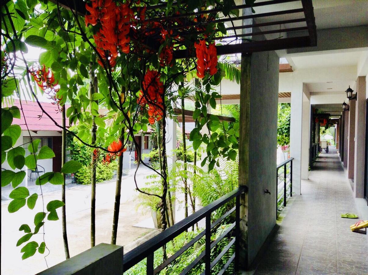 Wassana Sitdharma Guesthouse Trang Exteriér fotografie